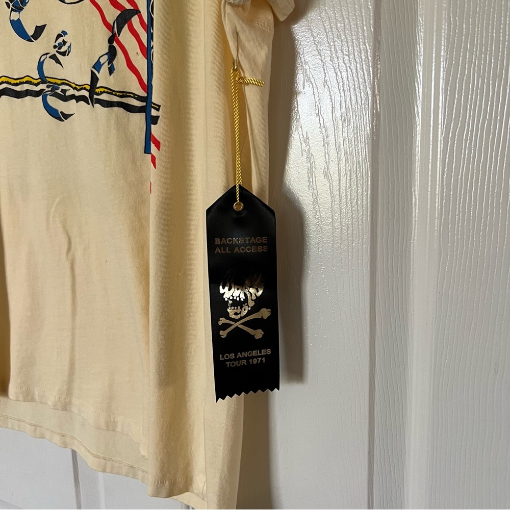 MadeWorn Flock of Seagulls Tee - Picture 4 of 8